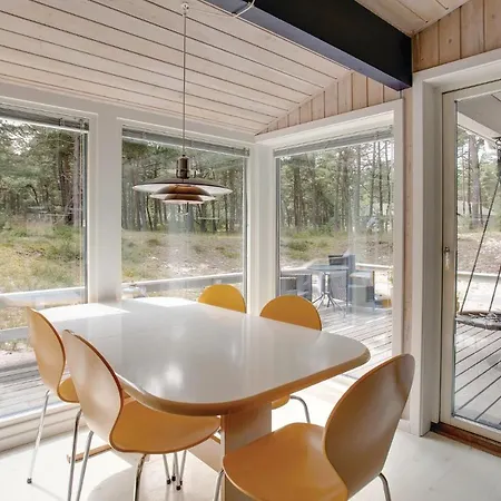 Four-bedroom In Nexo