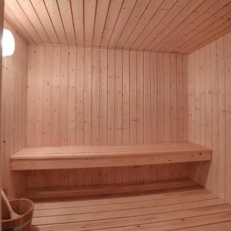 Дом отдыха Beautiful In Nexo With Sauna *